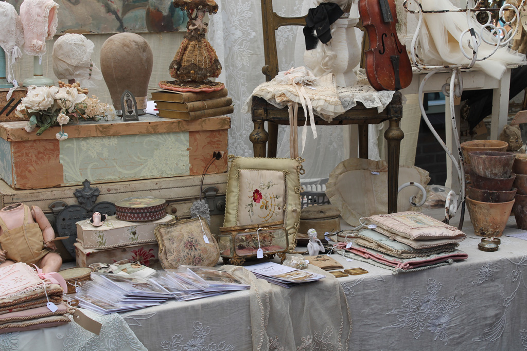 Brocantemark Bilzen nl Brocantes.be